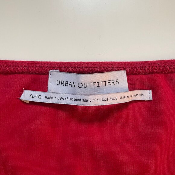 Red Strappy Crop Tank Top - Picture 3 of 4